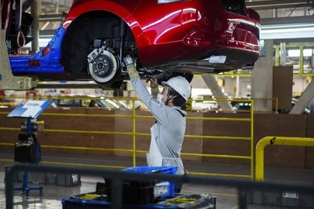 トランプ関税、日本車を直撃　苦境の日産に追い打ちか